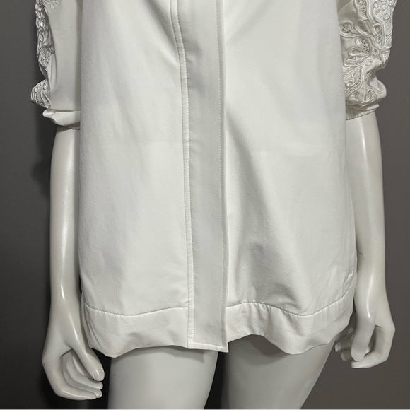 Chico’s White Embroidered Sleeve Lightweight Rain Jacket Sz-12/14