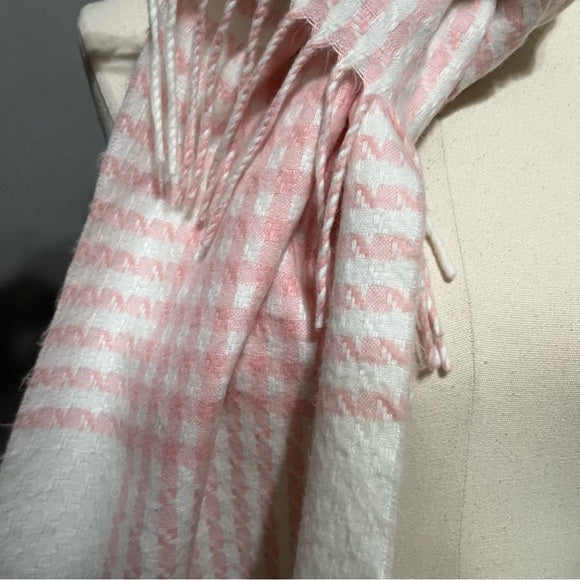 100% Cashmere Cream | Pink Houndstooth Scarf