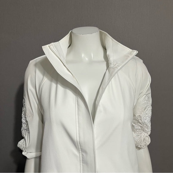 Chico’s White Embroidered Sleeve Lightweight Rain Jacket Sz-12/14