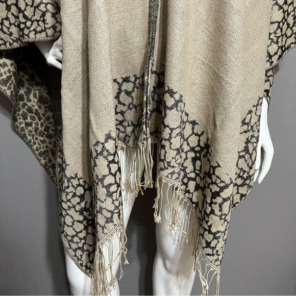 Croft & Barrow Acrylic Reversible Neutral Animal Print Shawl Sz-One Size