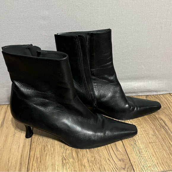 Stuart Weitzman Black Square Toe Leather Ankle Classic Boots Sz-9 1/2 B