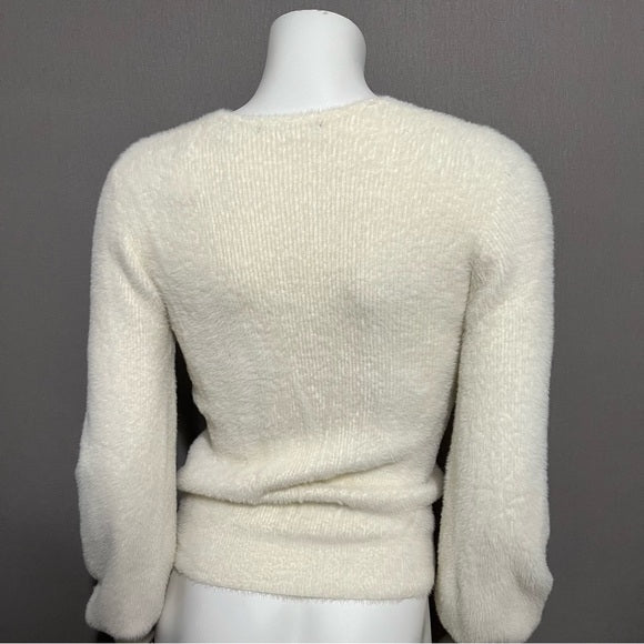 Tahari Fuzzy Cream V-Neck Long Sleeve Sweater Sz-Small