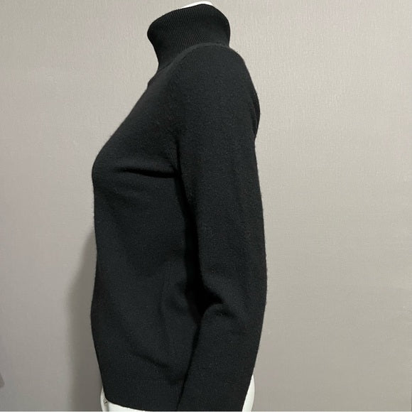 Black Cashmere Feel Turtneck Sz-Small