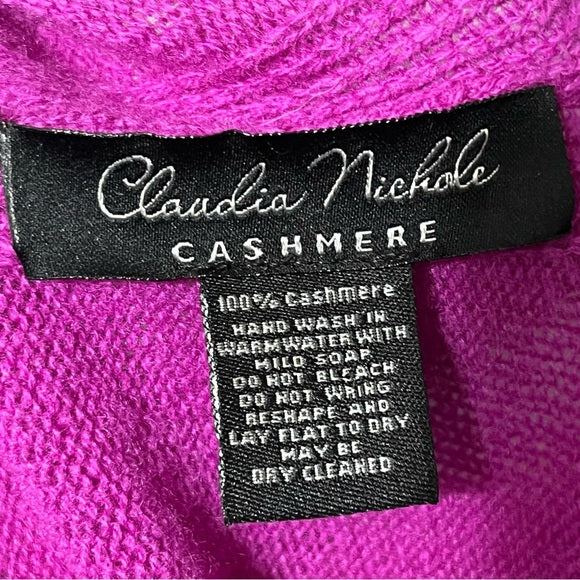 Claudia Nichole 100% Cashmere Fushia Poncho