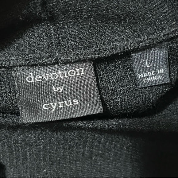 Devotion By Cyrus Black Open Front Cardigan Sz-Large