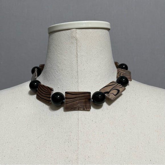 Tan & Black Circle Swirl Beaded Short Necklace