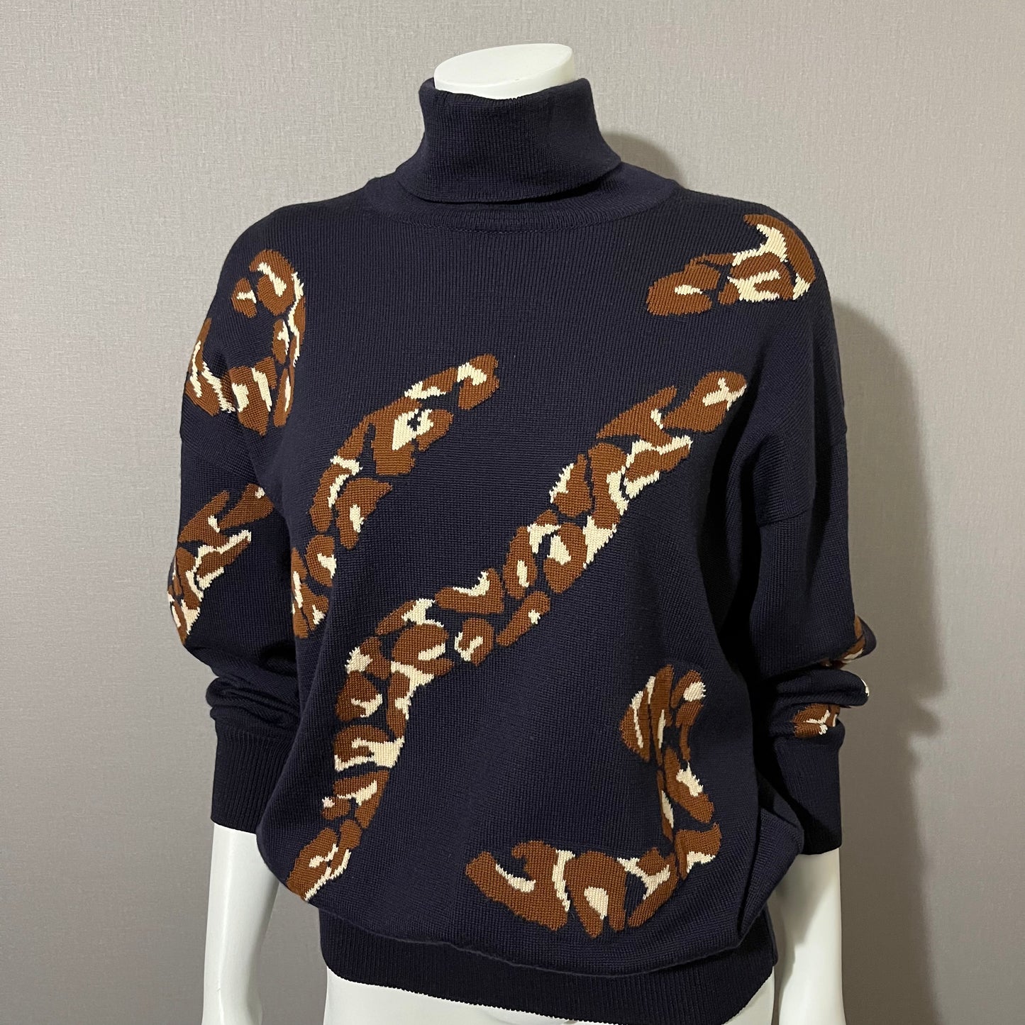 Vintage Escada Navy Pure Wool Print Turtleneck Sweater Sz- Medium/Large