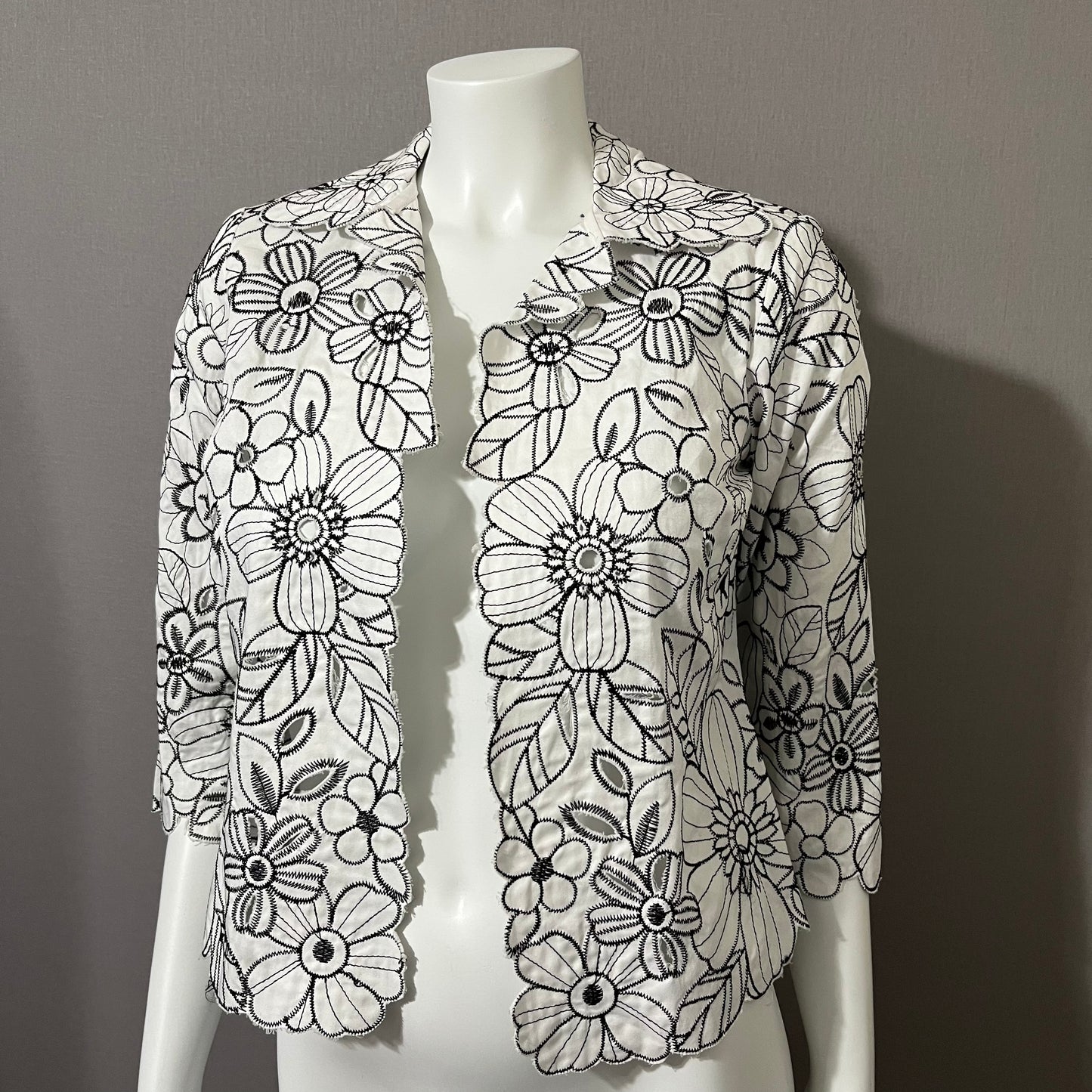 Cotton Black Embroidered Floral Print Open Front Jacket Sz-Petite Small