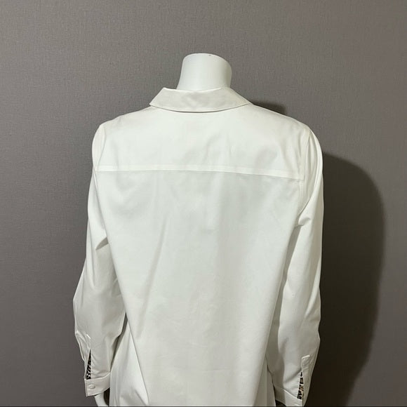 Chico’s White with Leopard Pocket Cotton Button Front Shirt Sz 1 (Medium)