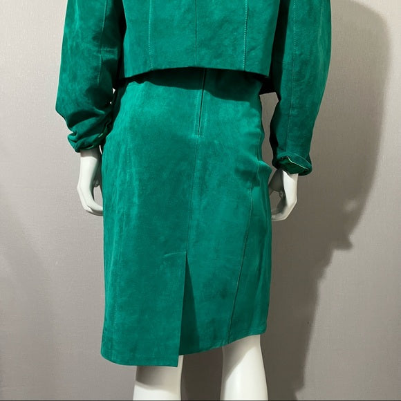 Vintage Cedars Green 2 Pc Suede Leather Skirt Suit Set Sz-Medium/Large