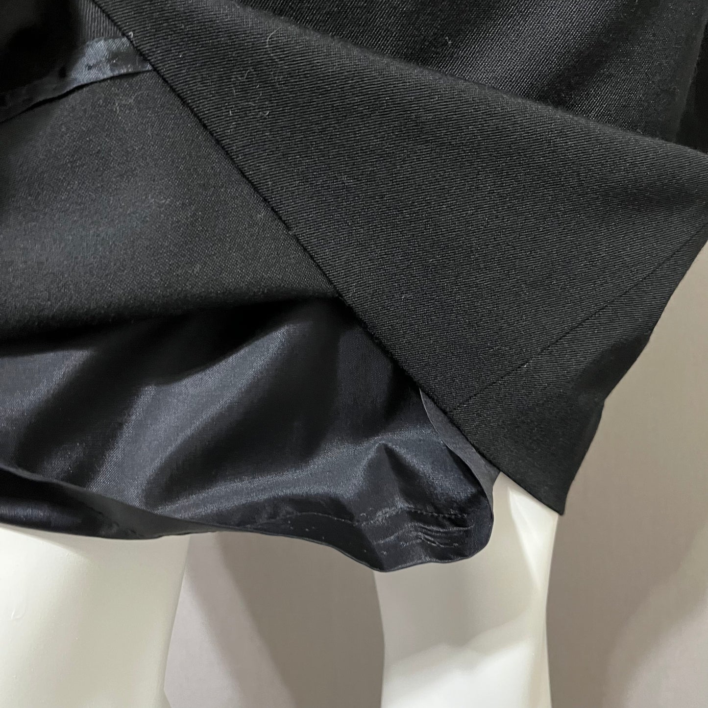 Vintage J.H. Collectibles Black Wool Pencil Skirt Sz-6