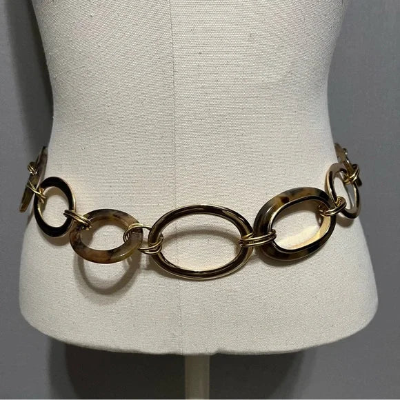 Chico’s Gold Wide Circle Chain Med/Lg