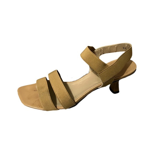 Stuart Weitzman Tan Open Toe Ankle Strap Kitten Heels Sz-6 M