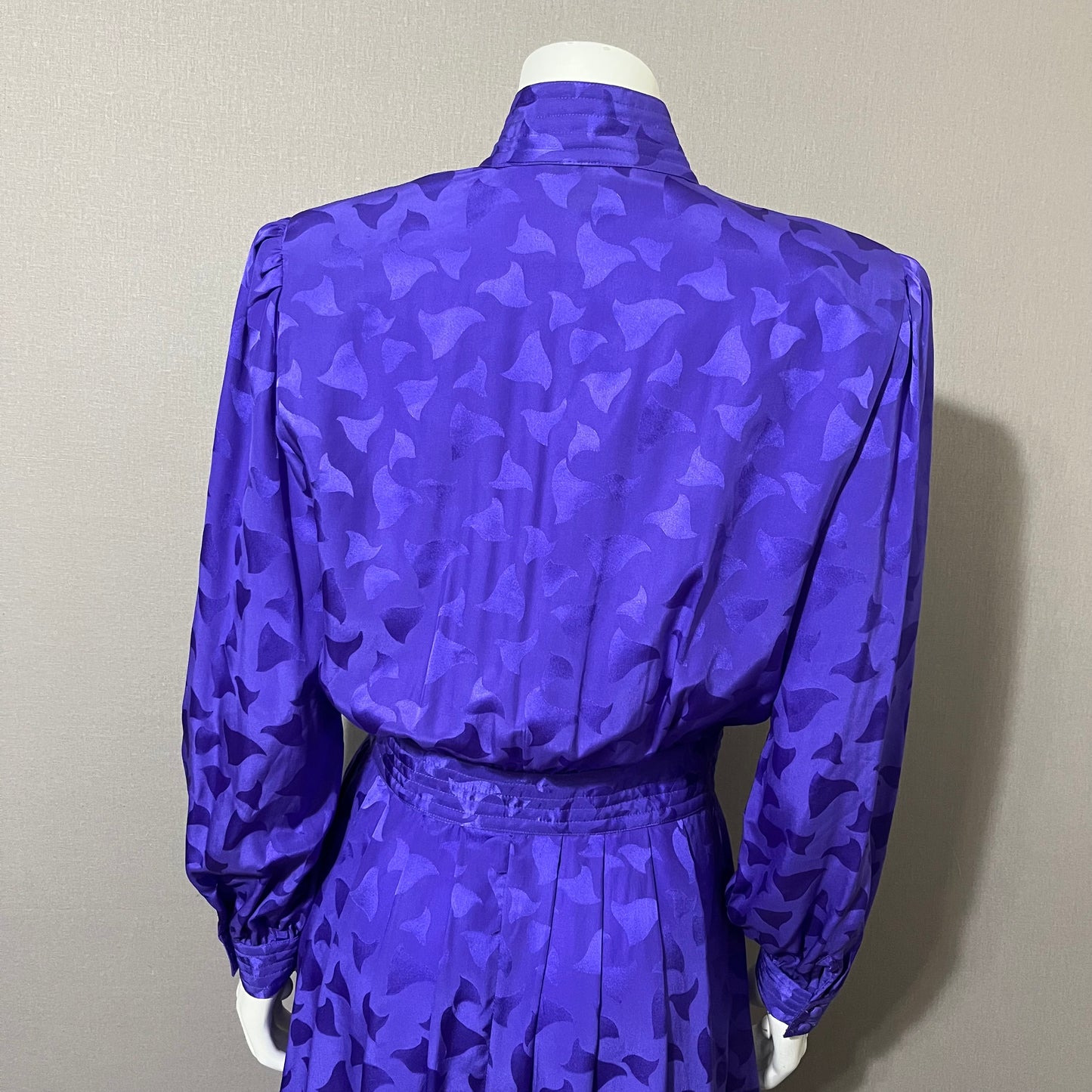 Vintage HR Milan Purple Long Sleeve Silk Dress Sz-Medium/Large