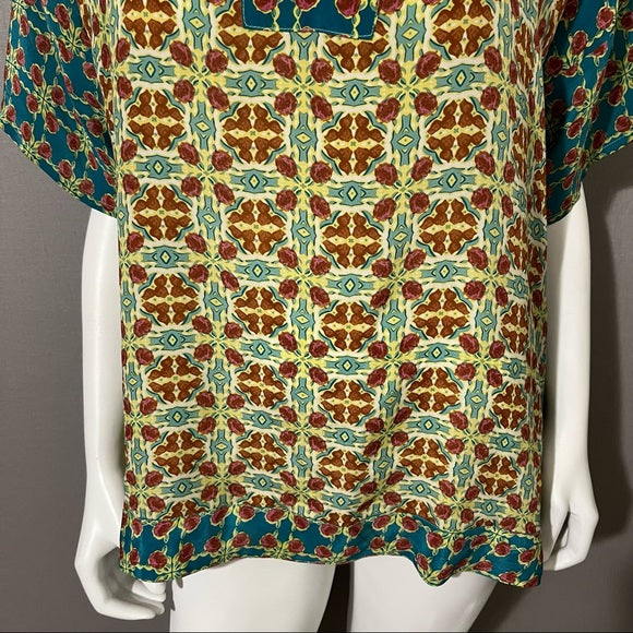 Sundance Multi-Color Print 100% Silk Short Sleeve Top Sz Large