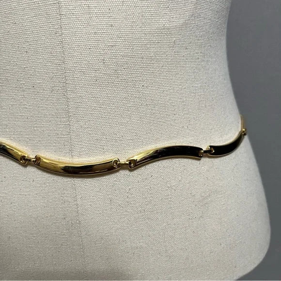 Gold chain scallop shape chain belt