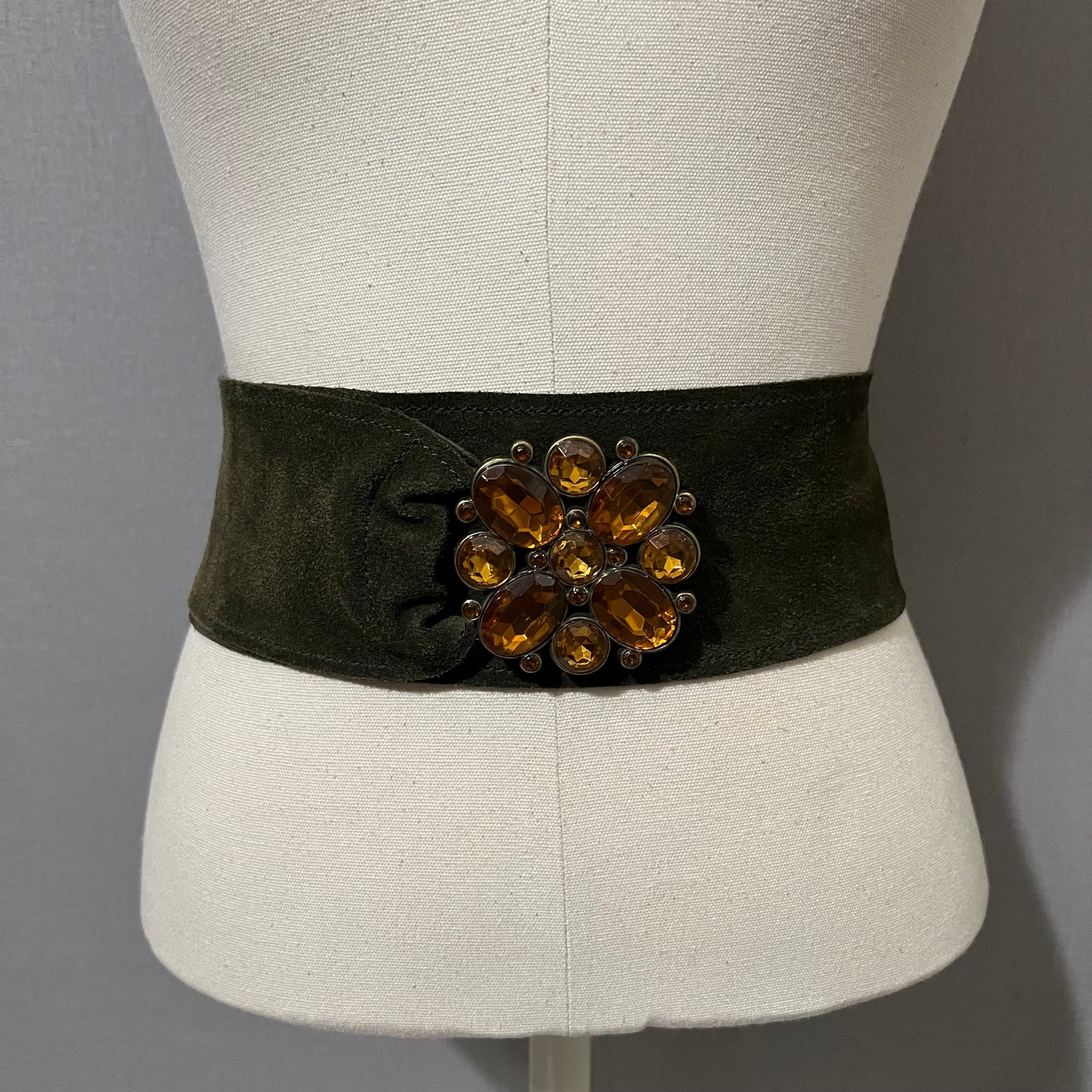 Vintage Olive Green Wide Suede Leather With Floral Buckle Belt Sz-XL