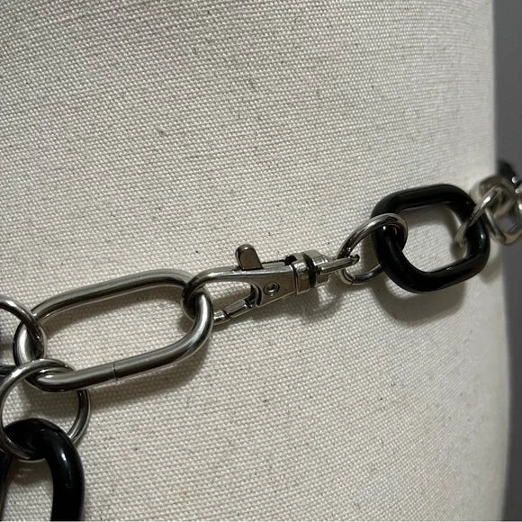 Black | Silver Chain Belt Sz-Medium