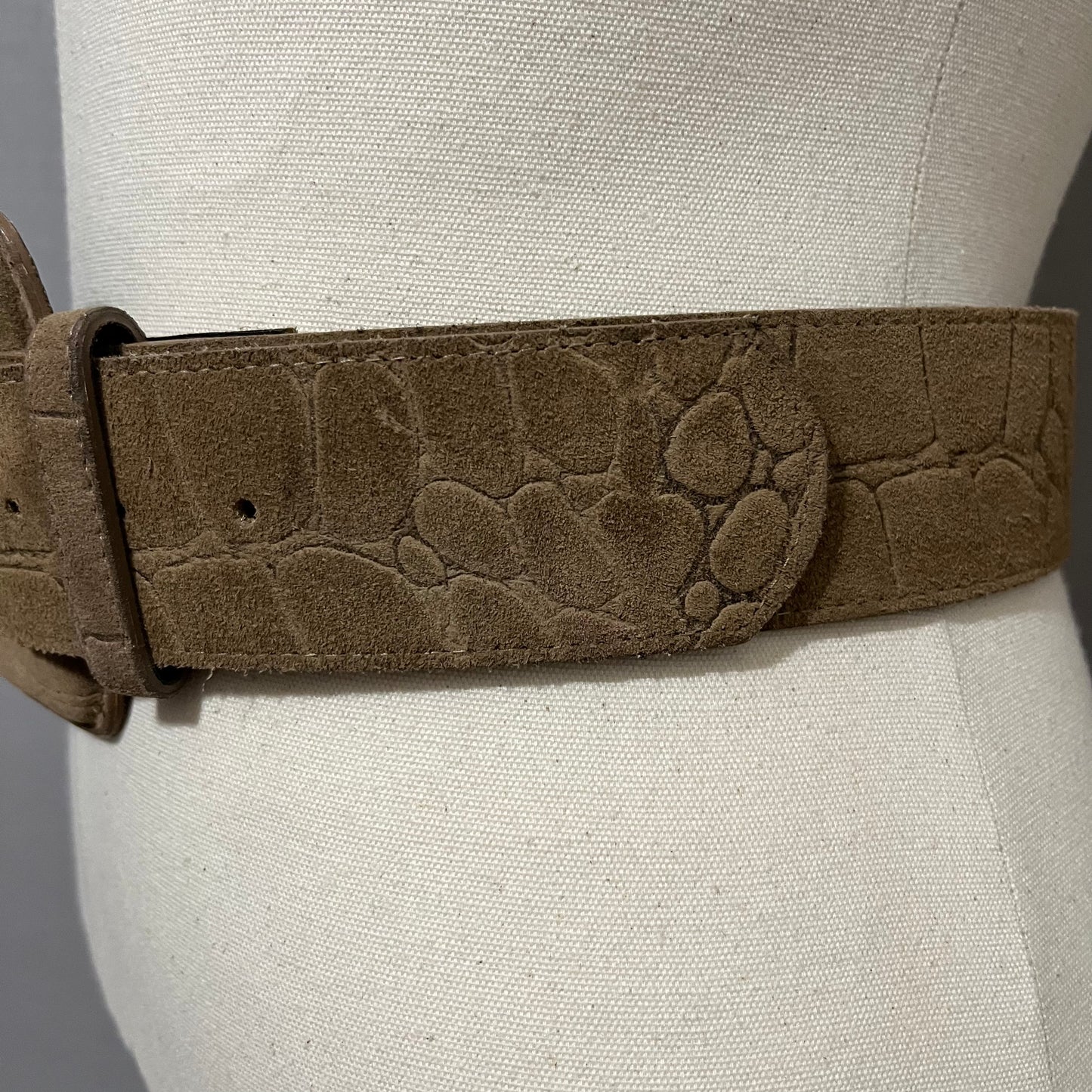 Vintage Chetta B Brown Genuine Leather Textured Wide Belt Sz-10