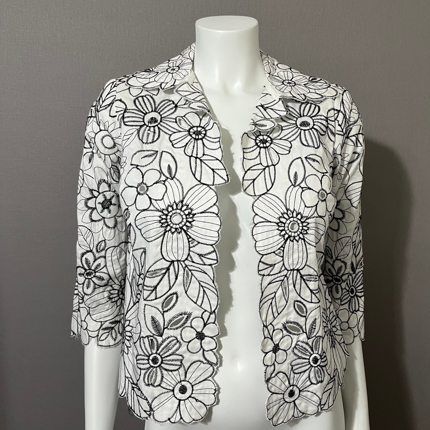 Cotton Black Embroidered Floral Print Open Front Jacket Sz-Petite Small