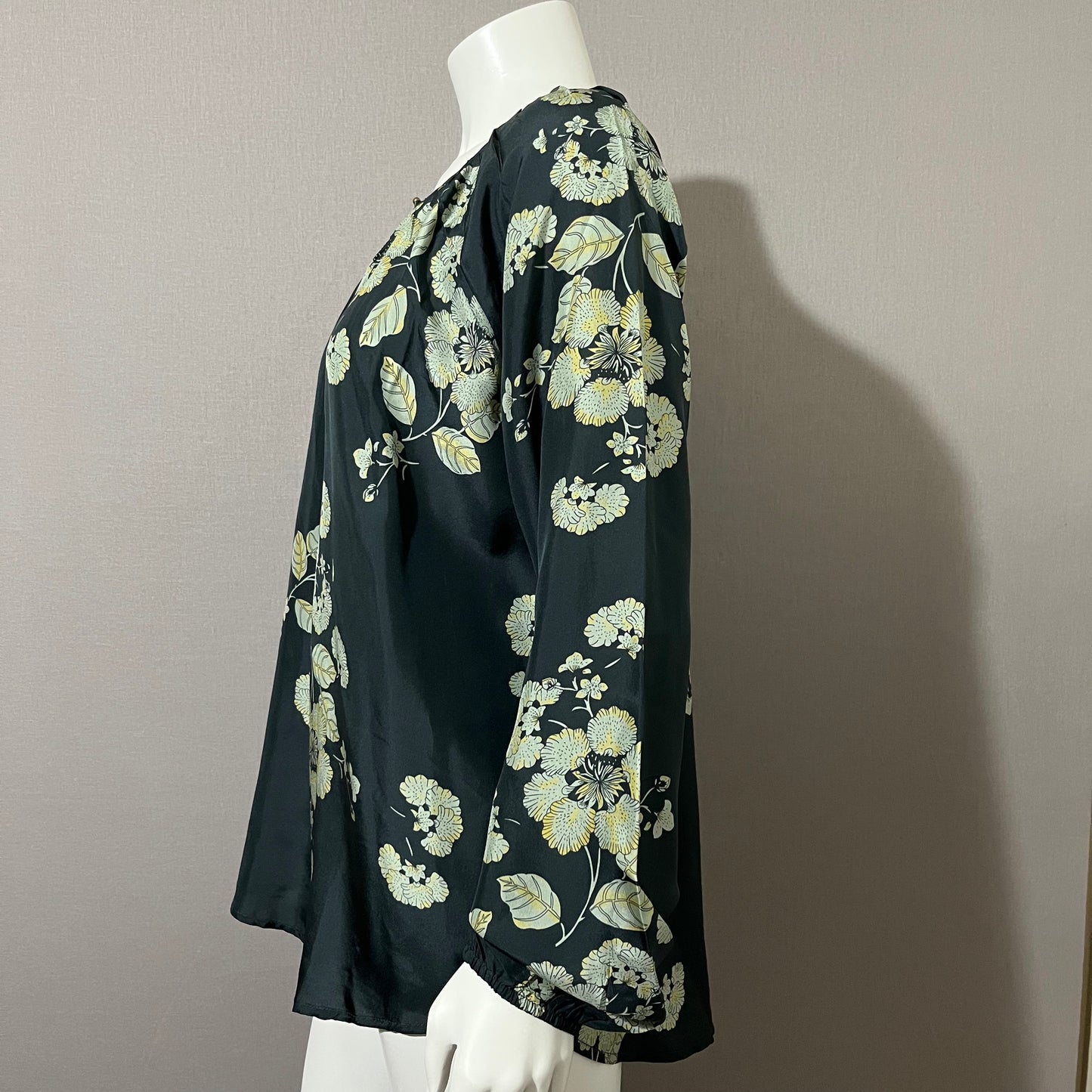 Sundance Green Floral Print Silk Blouse Sz-Large