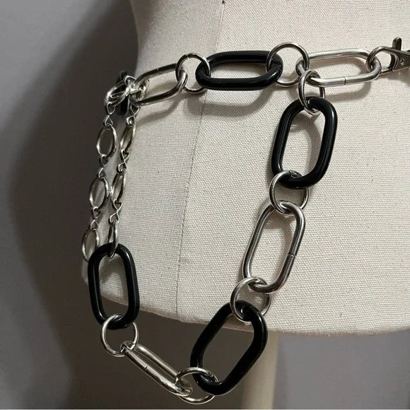 Black | Silver Chain Belt Sz-Medium