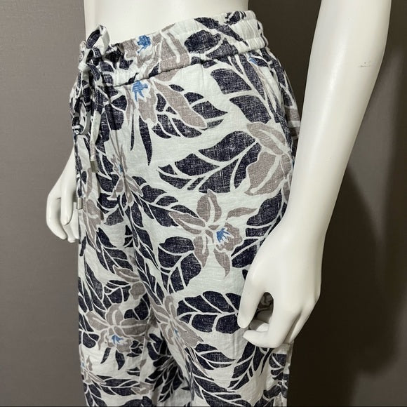 Tommy Bahama 100% Linen Leaf Print Cropped Pants Sz-Large
