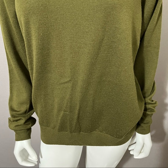 Saks Fith Avenue Green 100% Virgin Wool Men’s Sweater Sz-Large