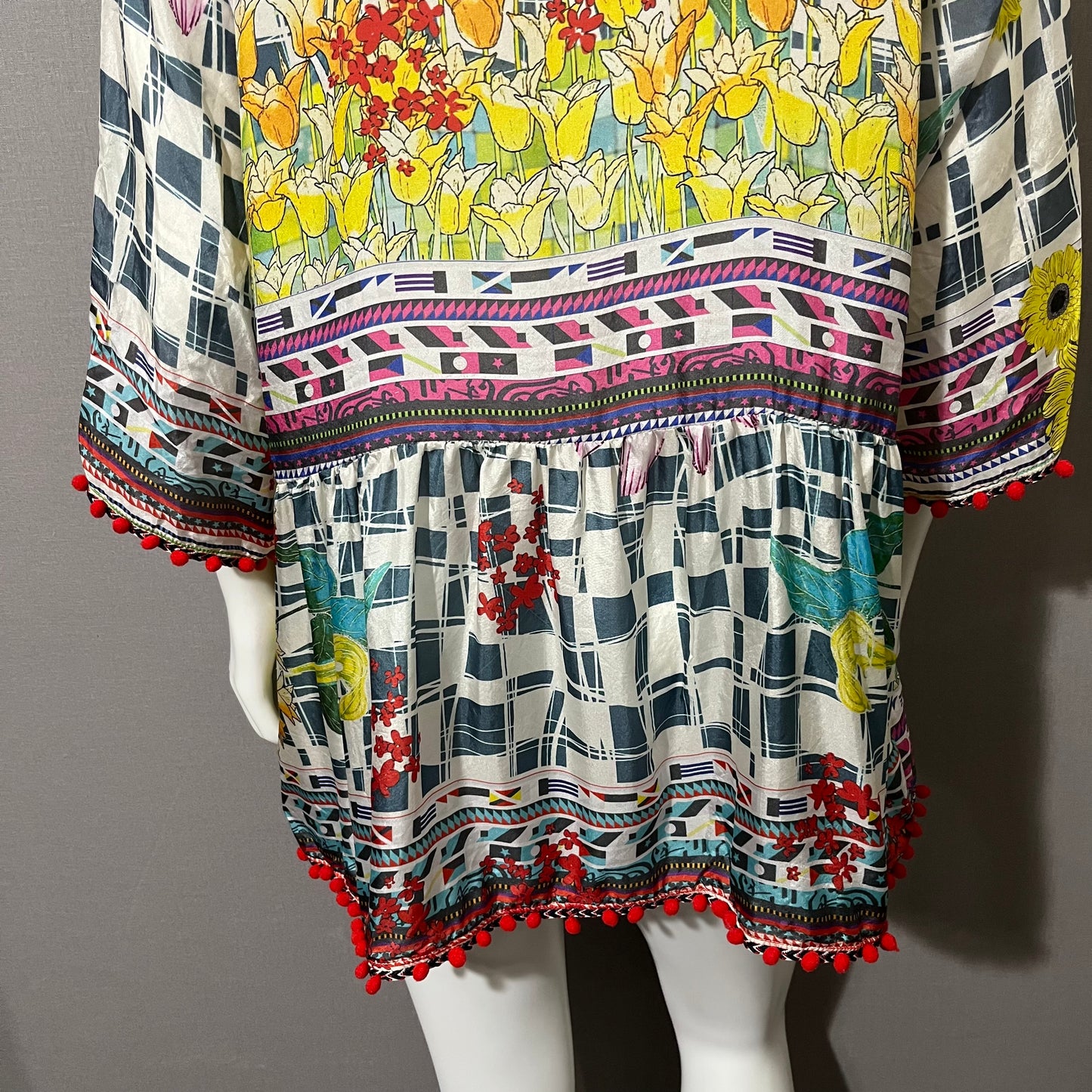 Johnny Was 100% Silk Floral Tunic Blouse Sz-Large