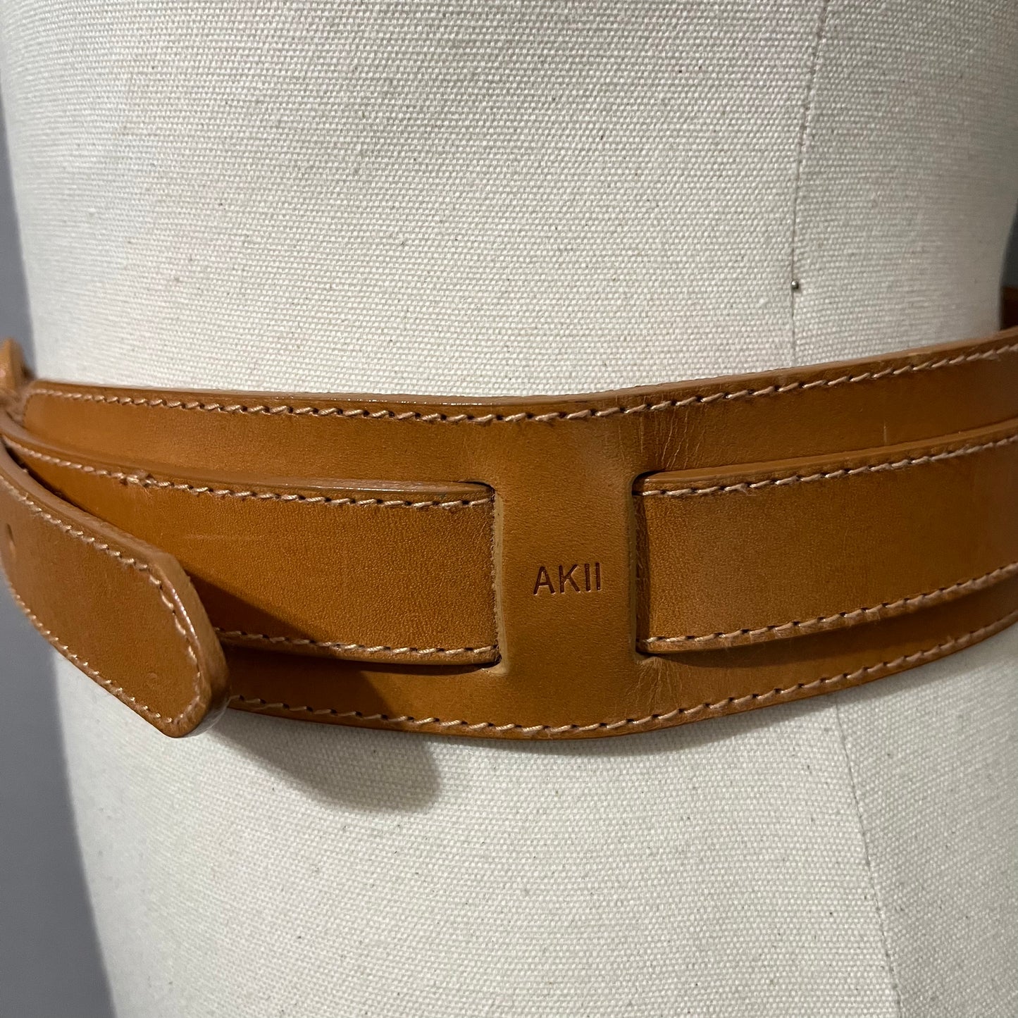 Vintage Anne Klein Camel Brown Genuine Leather Belt Sz-Large