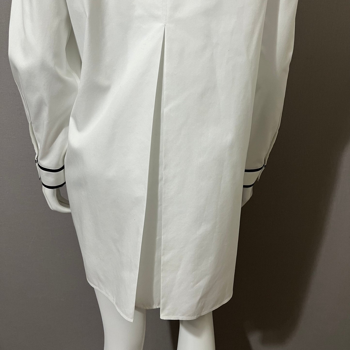 Chico’s White With Black Trim Button Down Shirt Sz-1 Medium-Large