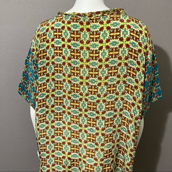 Sundance Multi-Color Print 100% Silk Short Sleeve Top Sz Large