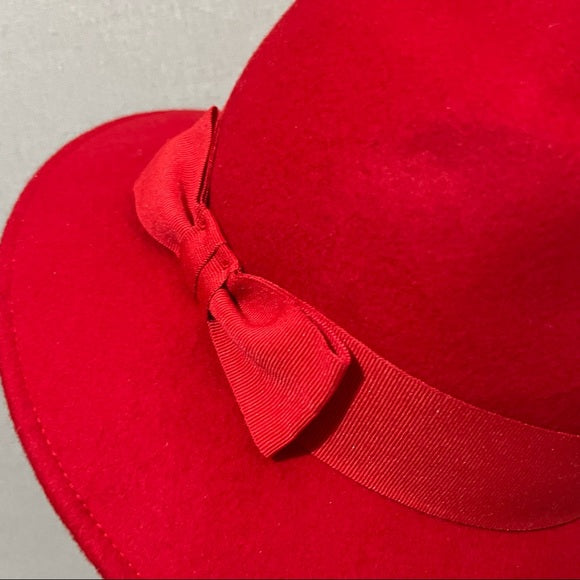 Betmar Red 100% Wool With Side Bow Hat