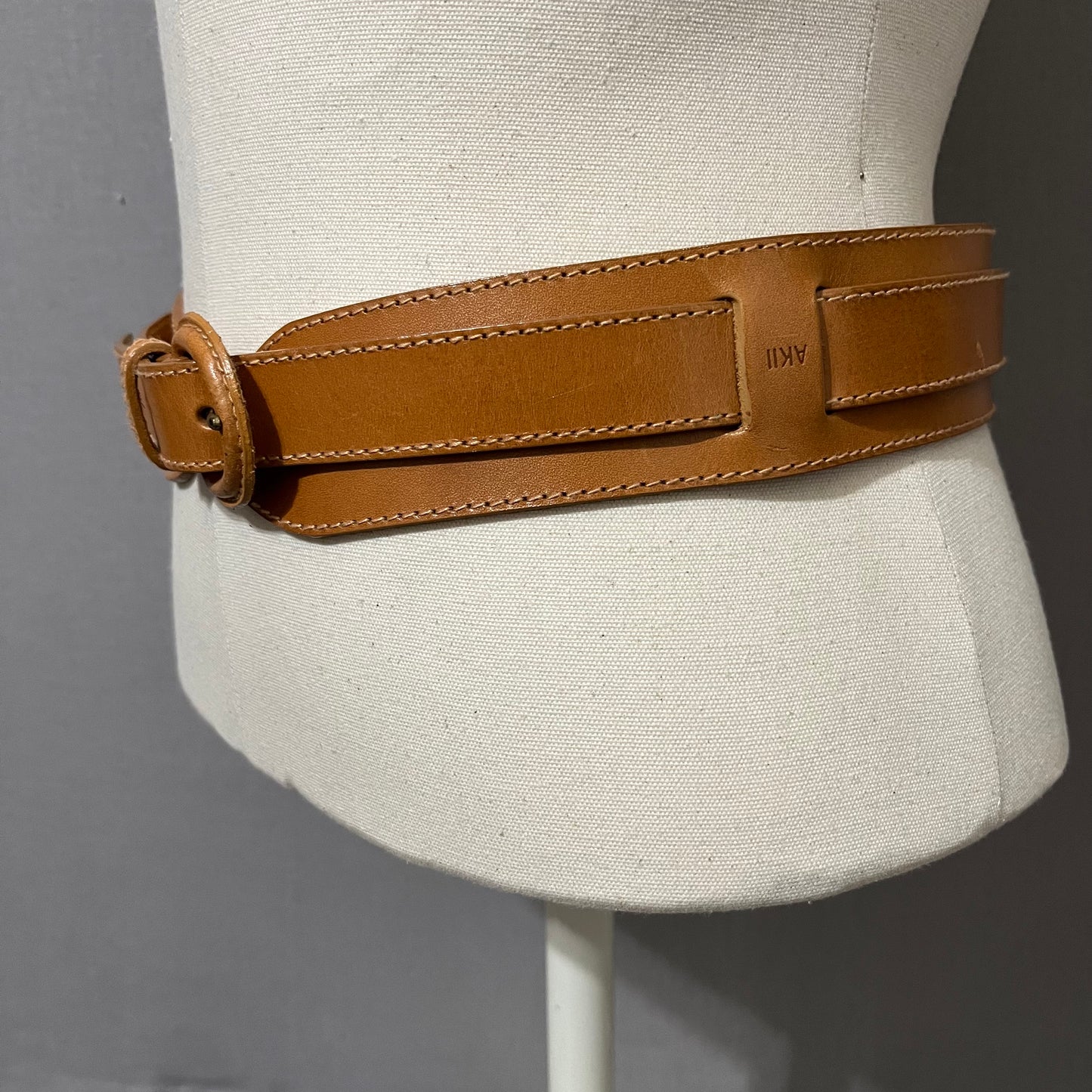 Vintage Anne Klein Camel Brown Genuine Leather Belt Sz-Large