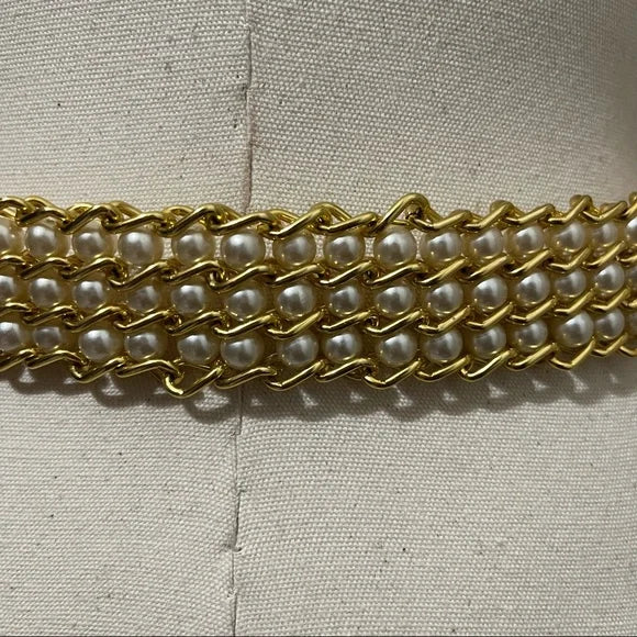 Gold Leather With Pearl Beaded Belt Sz-Medium-Large