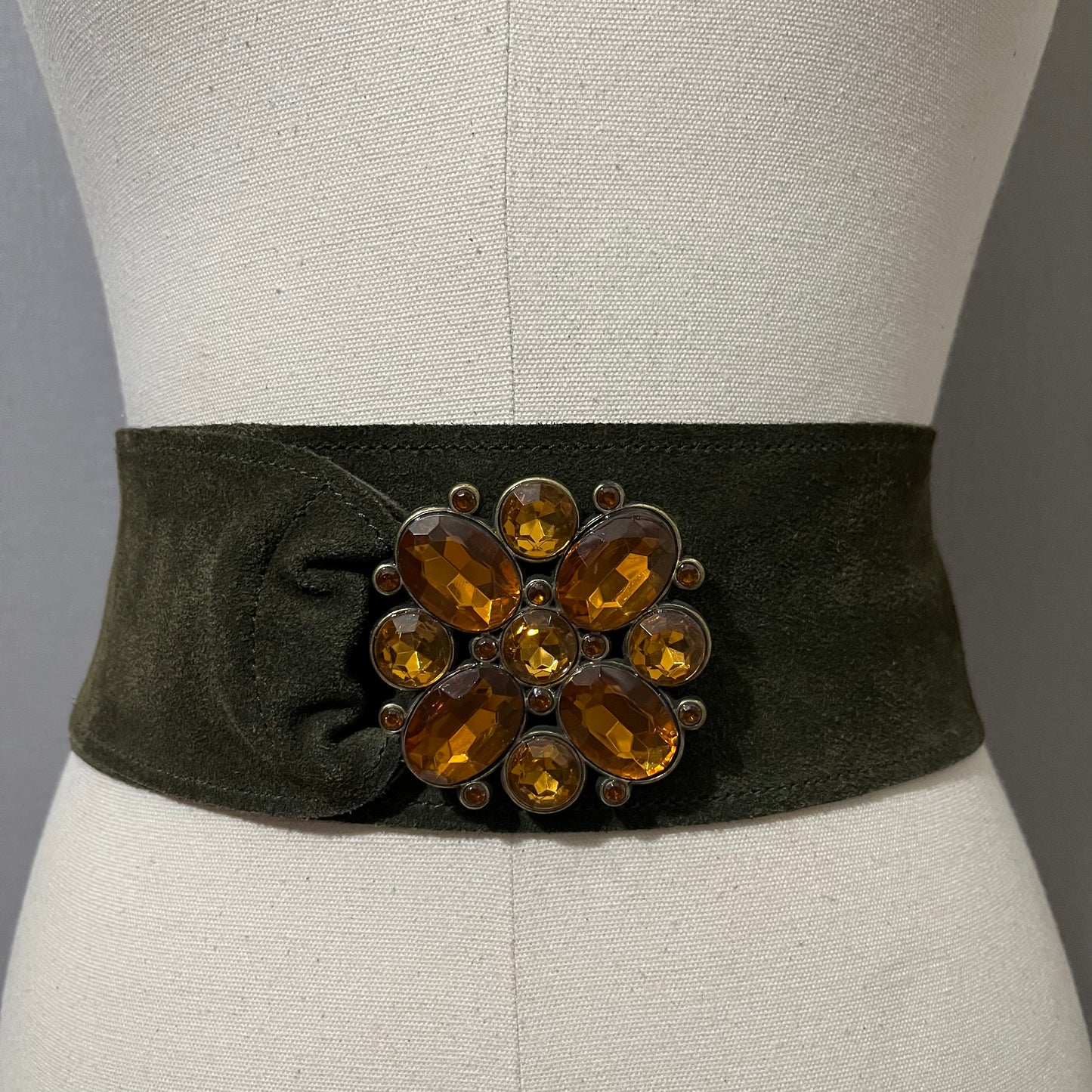 Vintage Olive Green Wide Suede Leather With Floral Buckle Belt Sz-XL