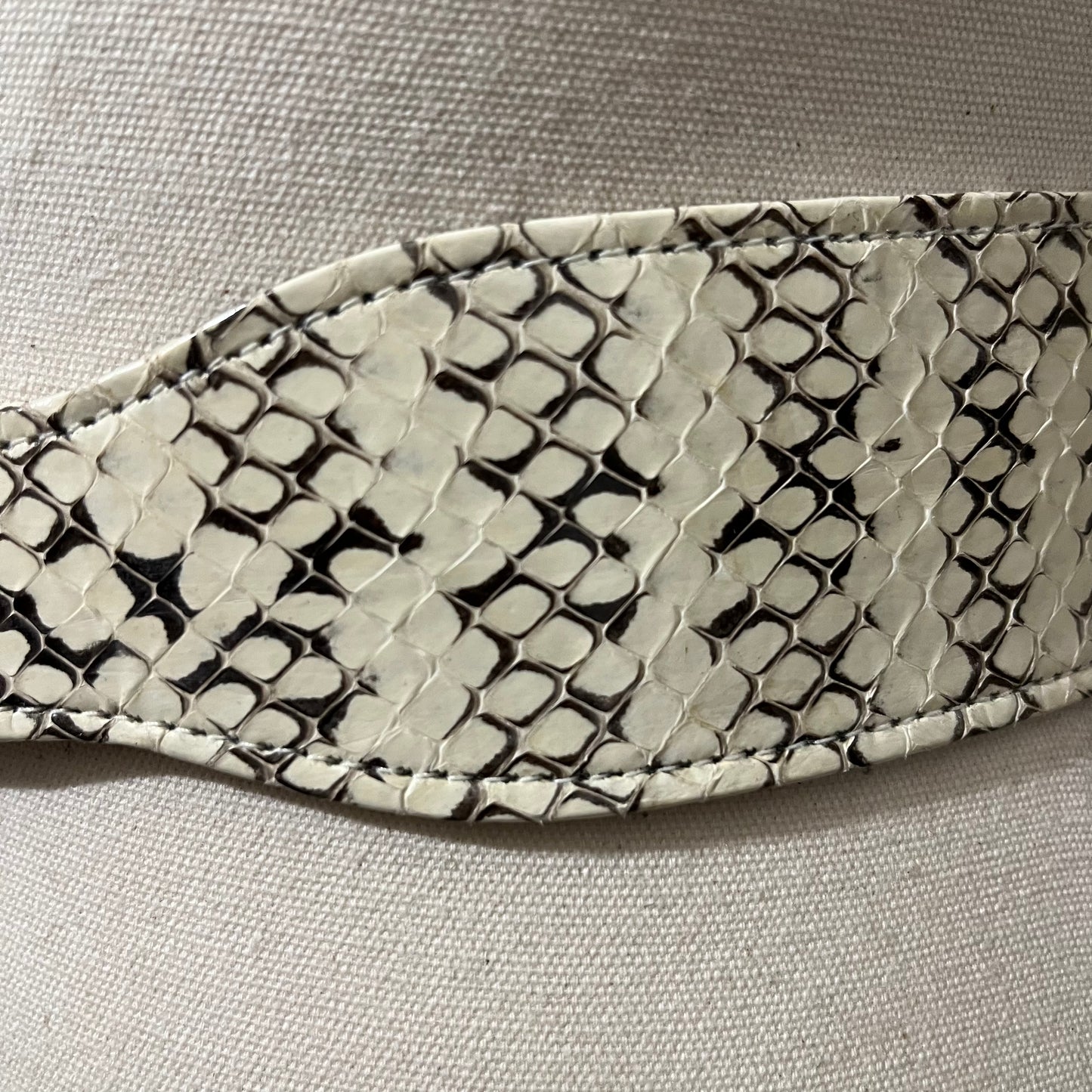 Vintage Rare Genuine Snake Skin Gold/Silver Buckle Adjustable Belt M-XL