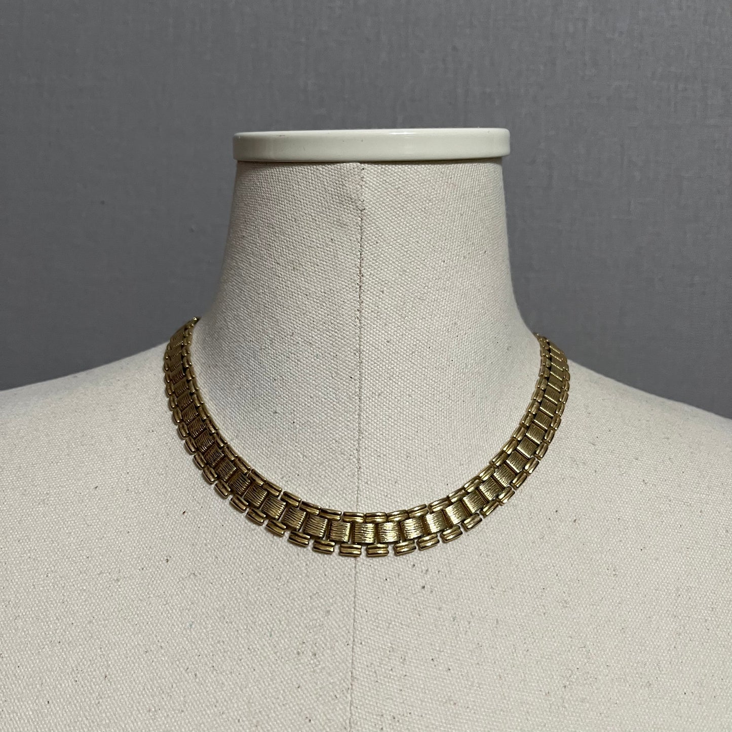 Vintage Gold Choker Style Necklace