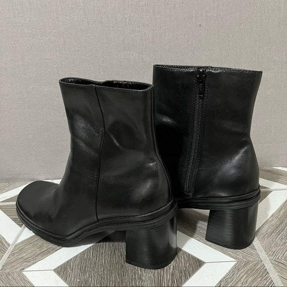 Enzo Angiolini Black Leather Square Toe Ankle Platform Boot Sz- 6 1/2M