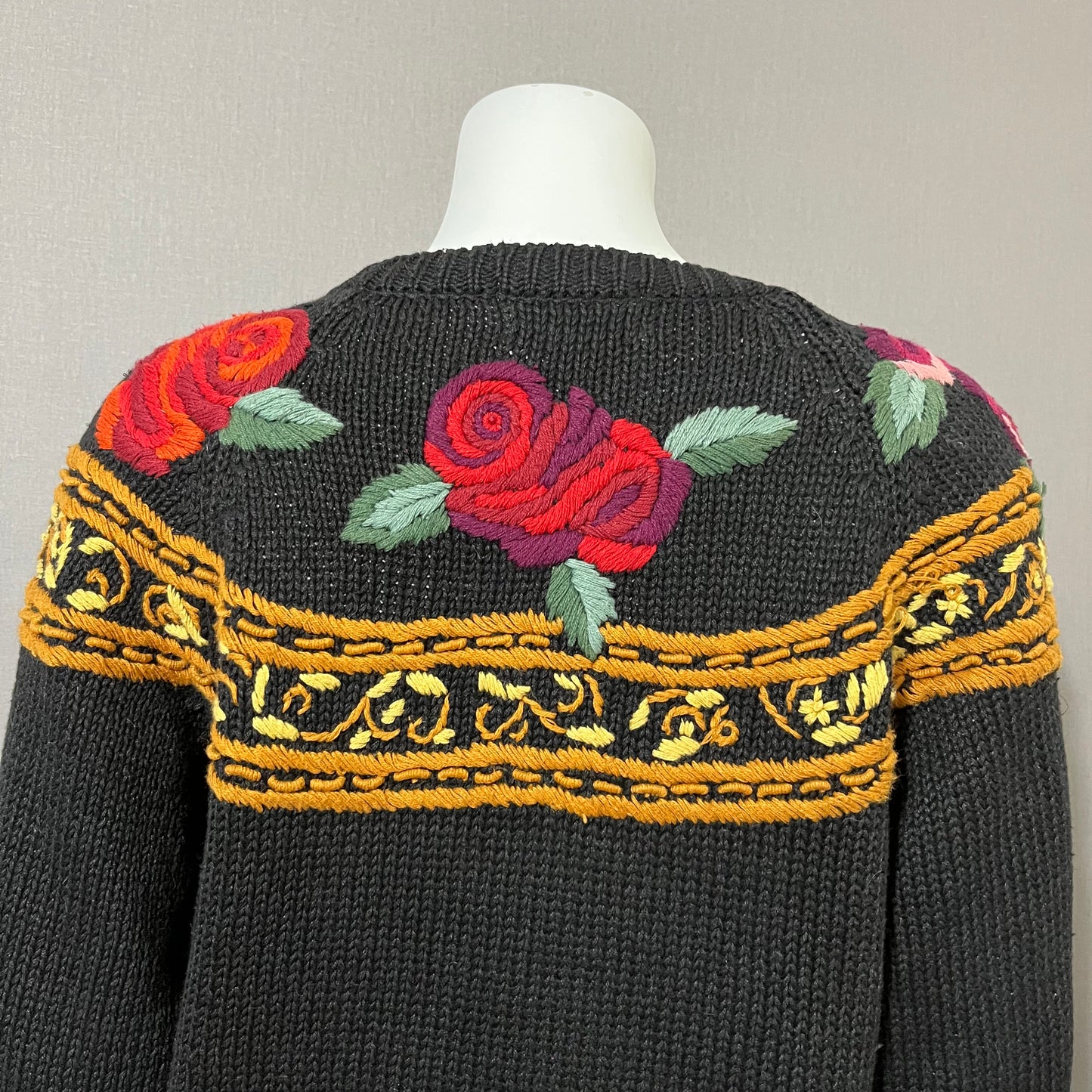 Vintage Arlando Black Artsy Floral Embroidery Ramie | Cotton Sweater Sz-Medium