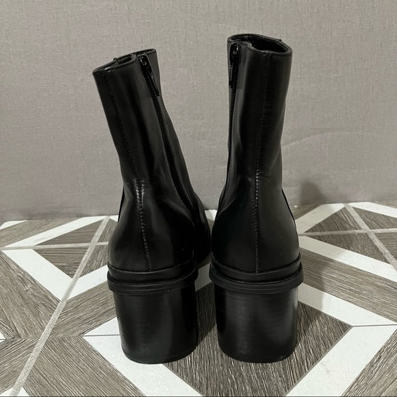 Enzo Angiolini Black Leather Square Toe Ankle Platform Boot Sz- 6 1/2M