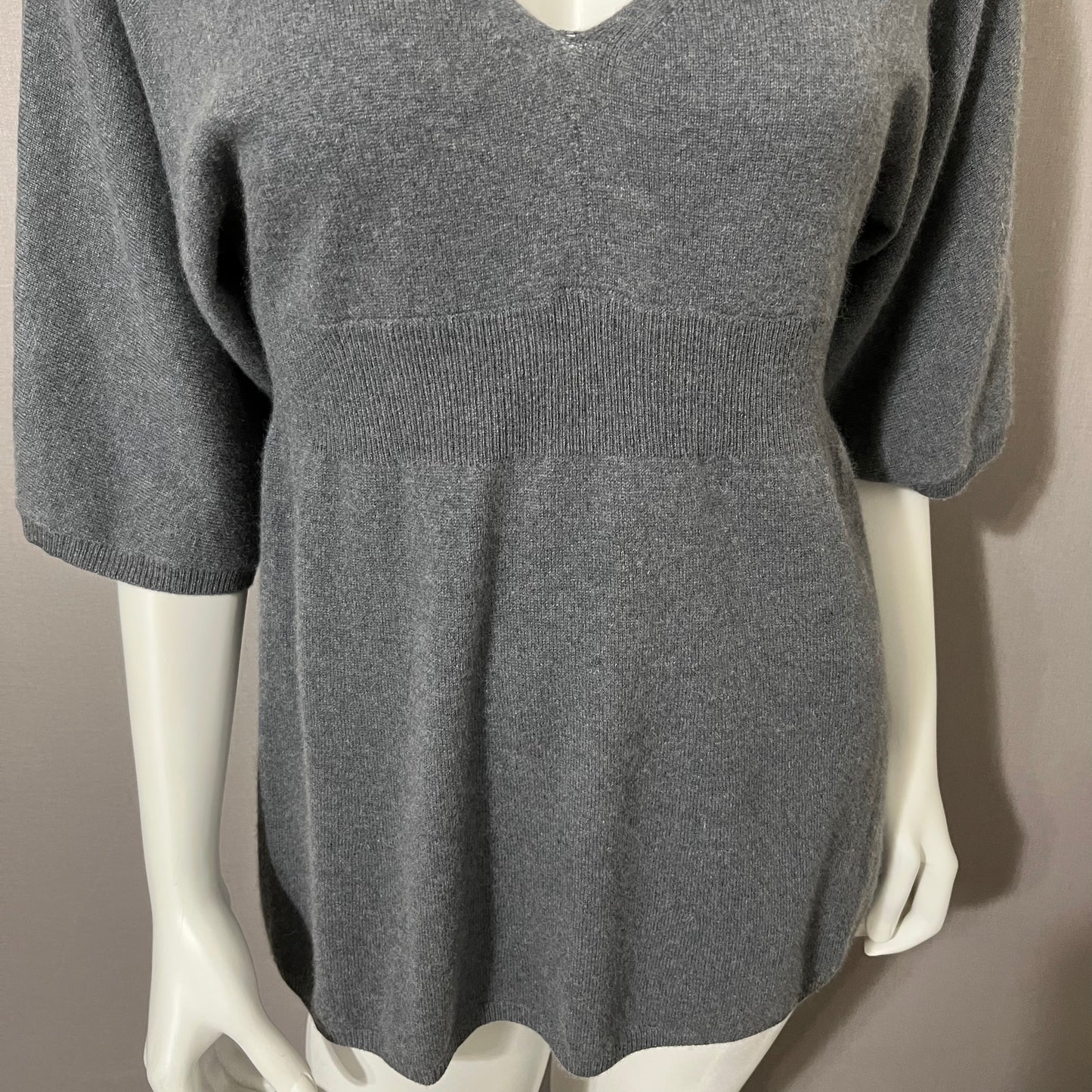Cashmere Elena Solano V-Neck  Peplum Sweater Sz-Medium