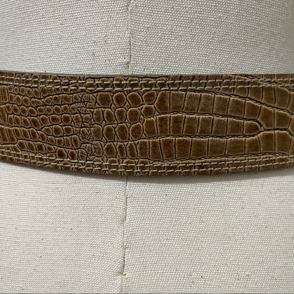 Escada Brown Patent Textured Leather With Gold Buckle Belt Sz-Medium