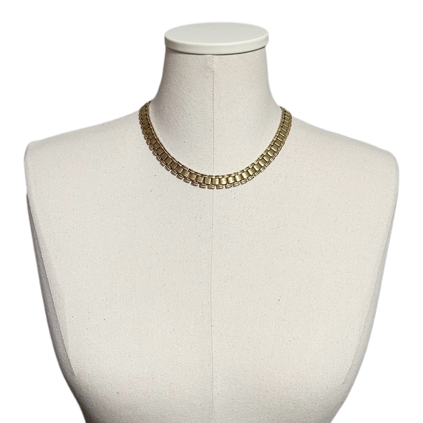 Vintage Gold Choker Style Necklace