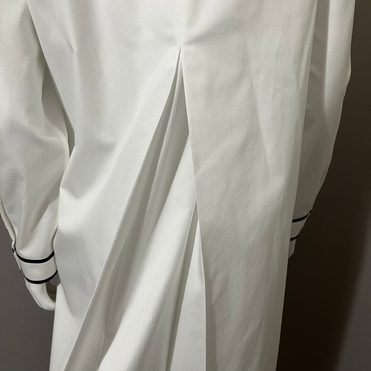 Chico’s White With Black Trim Button Down Shirt Sz-1 Medium-Large