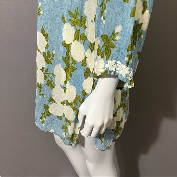 Amaya Light Blue Floral Embroidered Tunic Top 3/4 Sleeve Sz-Medium