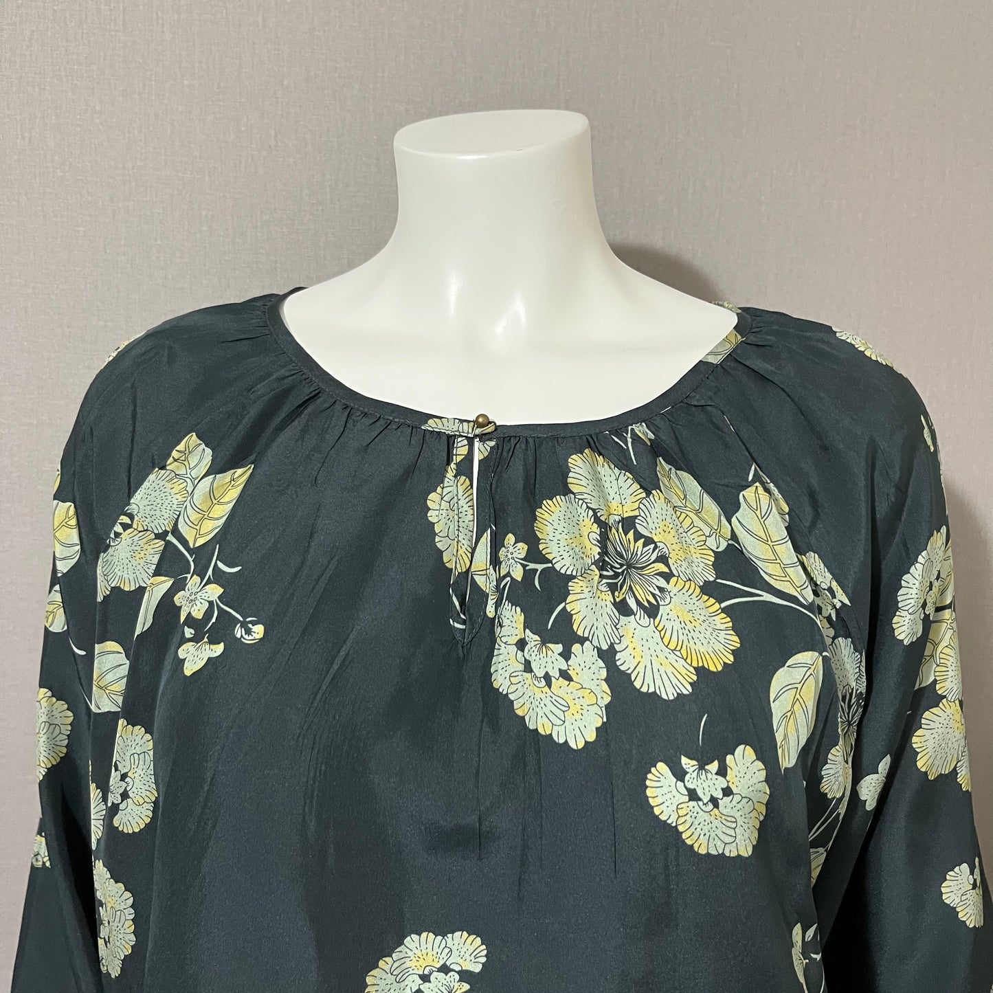 Sundance Green Floral Print Silk Blouse Sz-Large