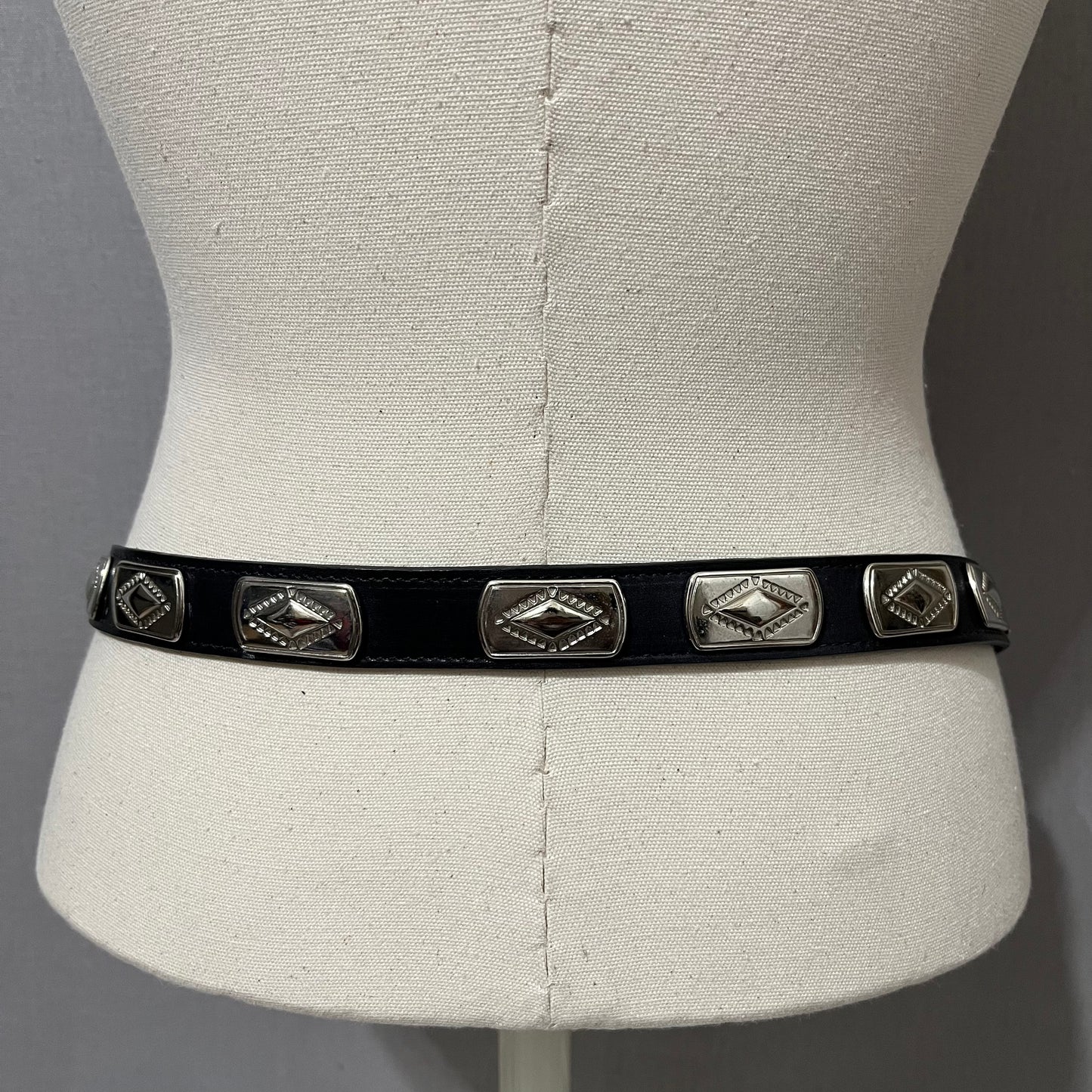 Vintage Black With Silver Metal Skinny Belt Sz- Medium/Large