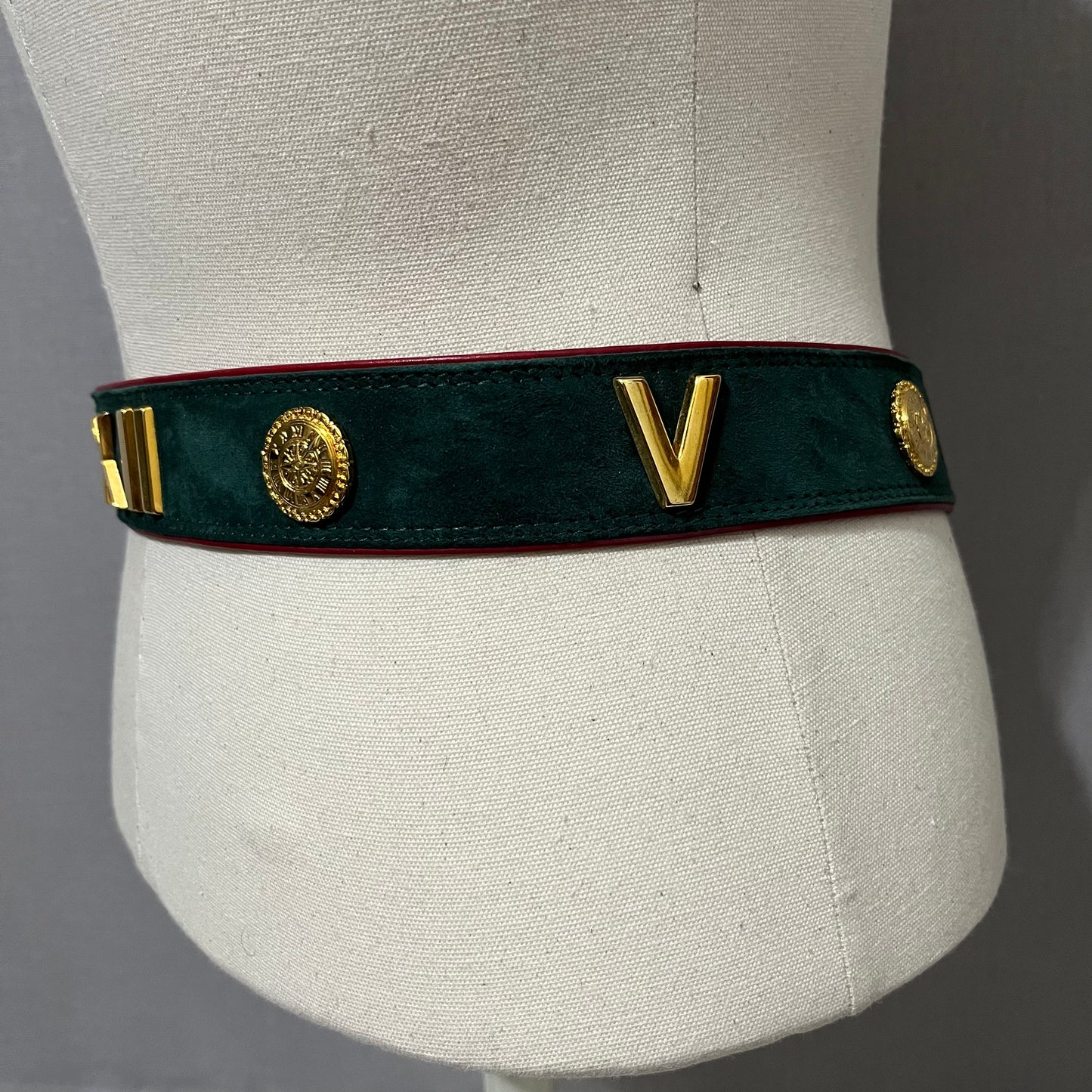 Vintage Rare Escada Roman Numeral Green Suede Leather Belt Sz-40