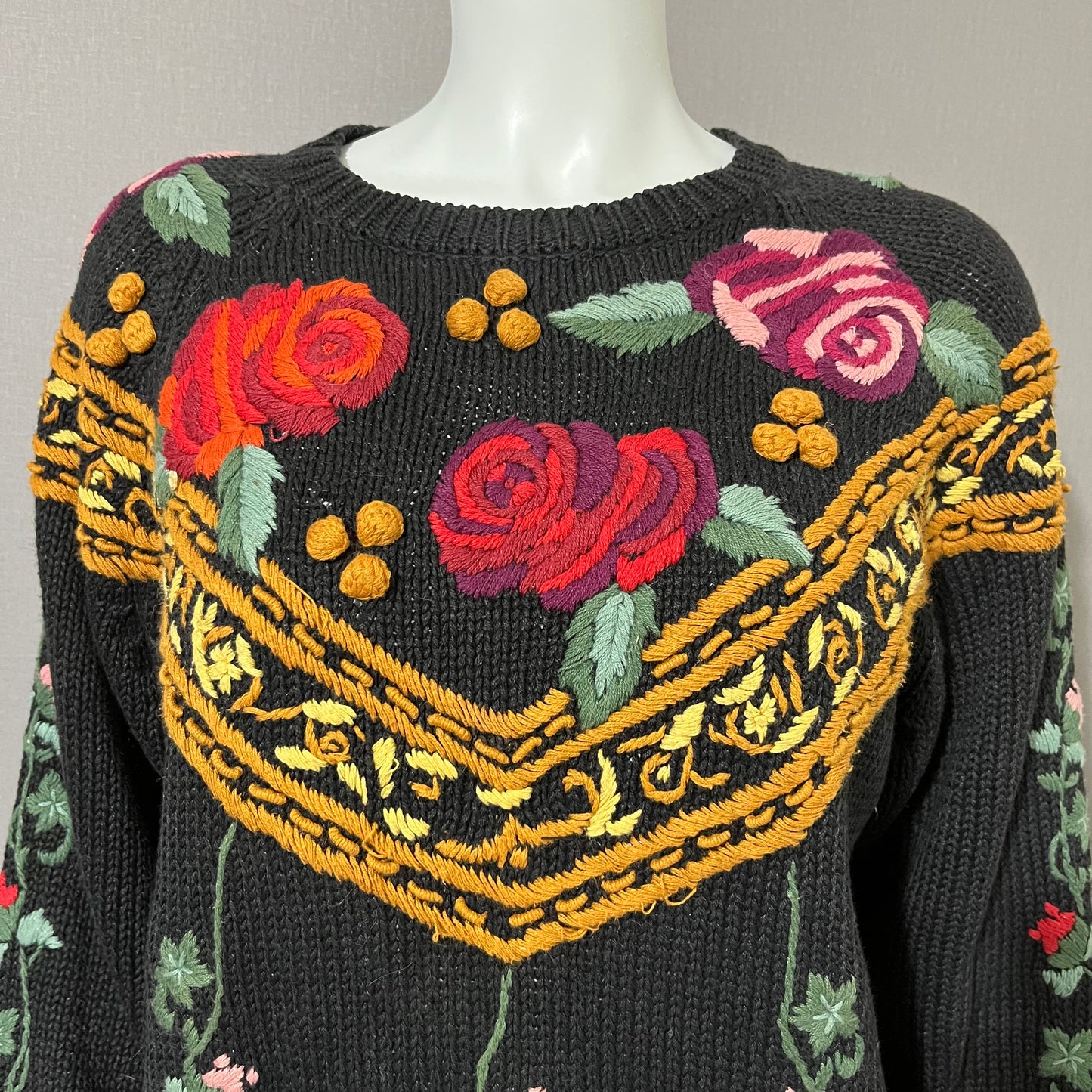 Vintage Arlando Black Artsy Floral Embroidery Ramie | Cotton Sweater Sz-Medium